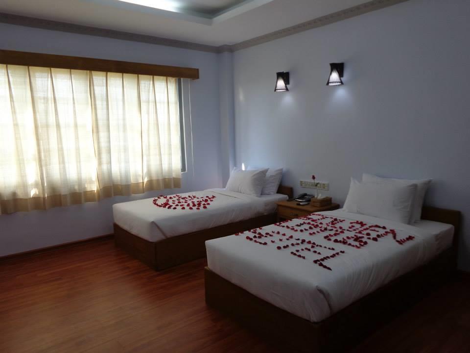 Golden Lotus Inle Hotel Nyaung Shwe Kültér fotó